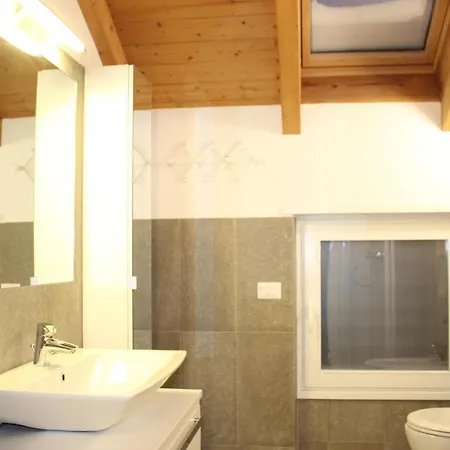 Rose Rossa Santana Panorama Ferienwohnung DG Colico
